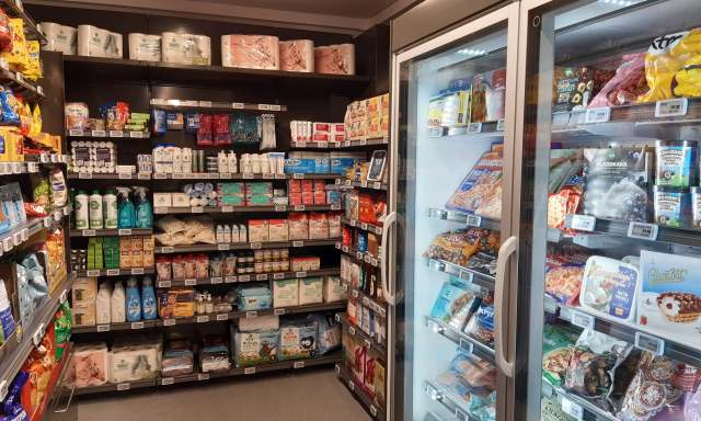 The application of YalaTech electronic price tag in the retail industry